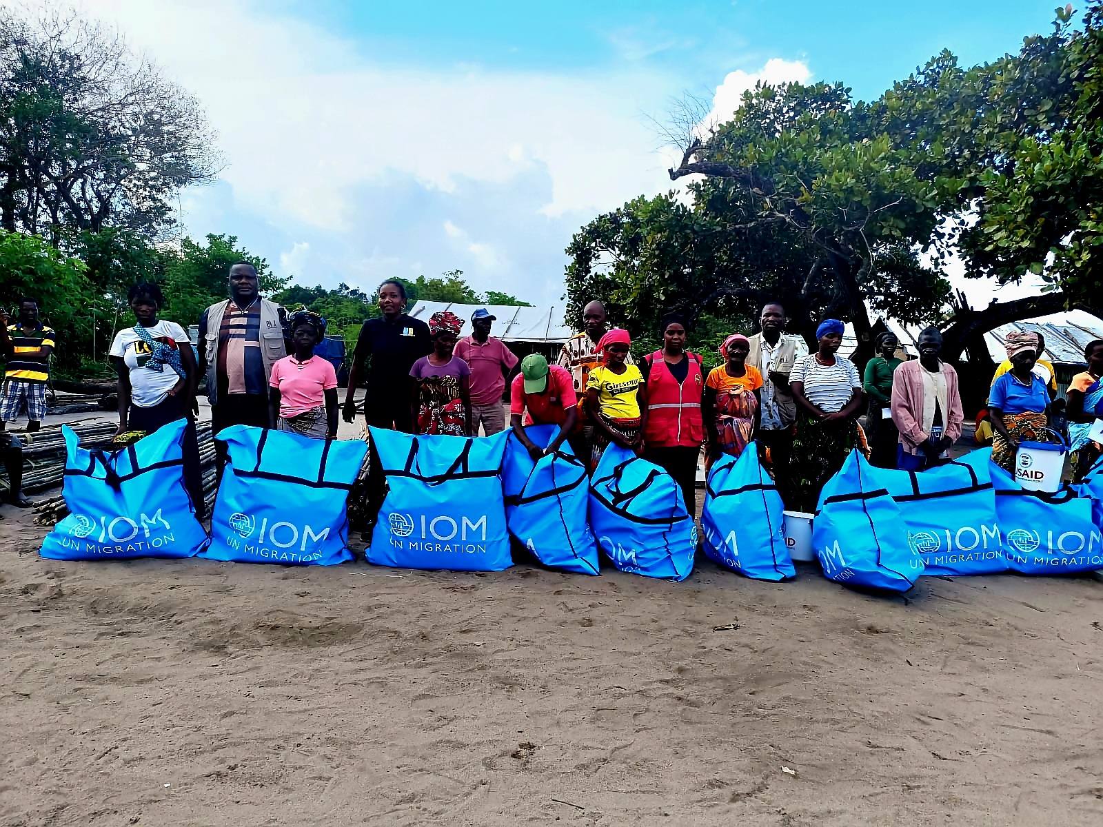 Acção humanitária em Macomia, apoio directo às comunidade de songueia e Magamula